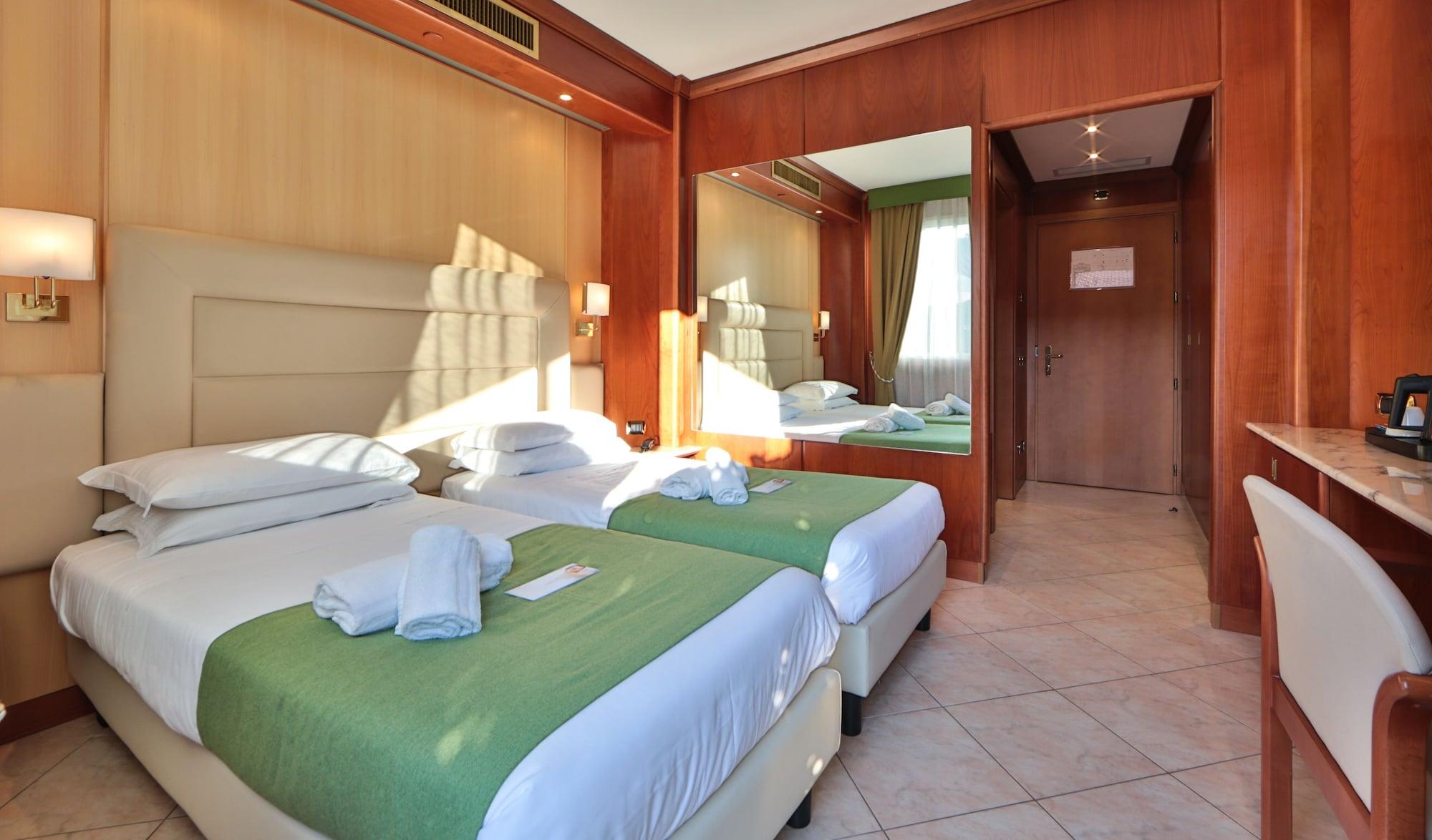 Best Western Hotel Anthurium Santo Stefano al Mare Extérieur photo